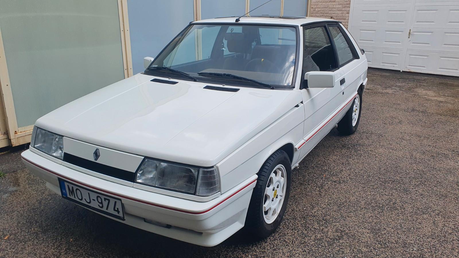 Renault R 11