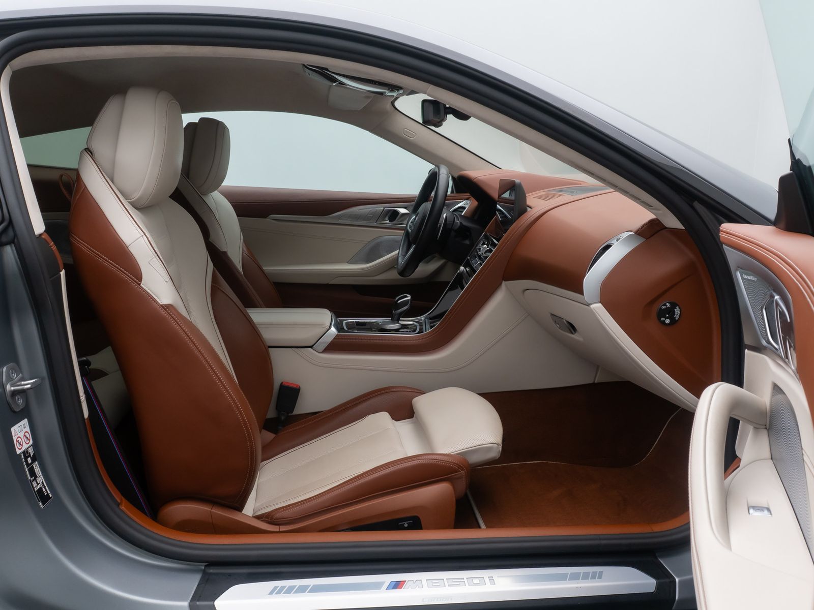 Fahrzeugabbildung BMW M850i xD Coup&eacute; B&W 360&deg;Laser DAB Individual Voll