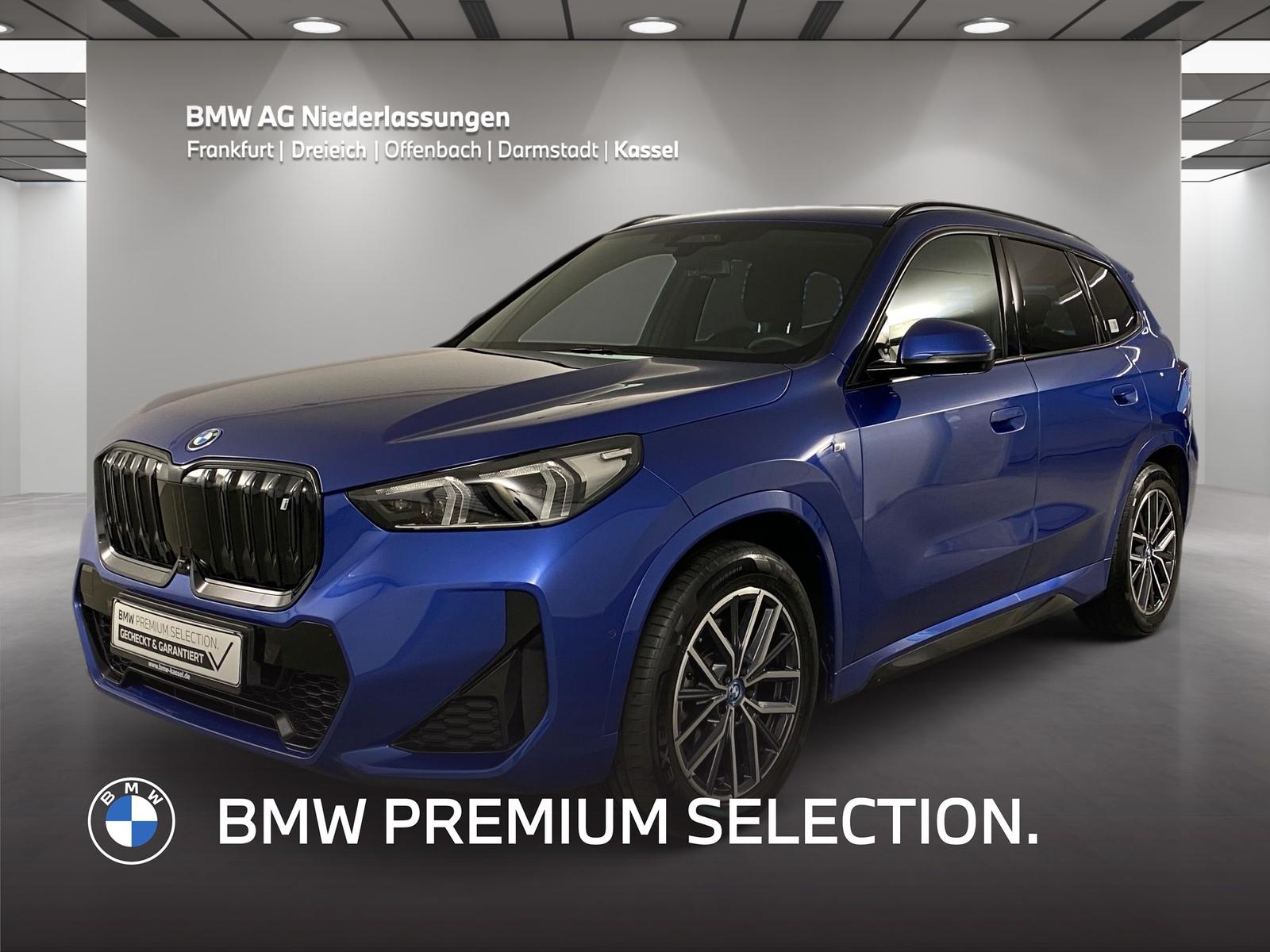 BMW iX1