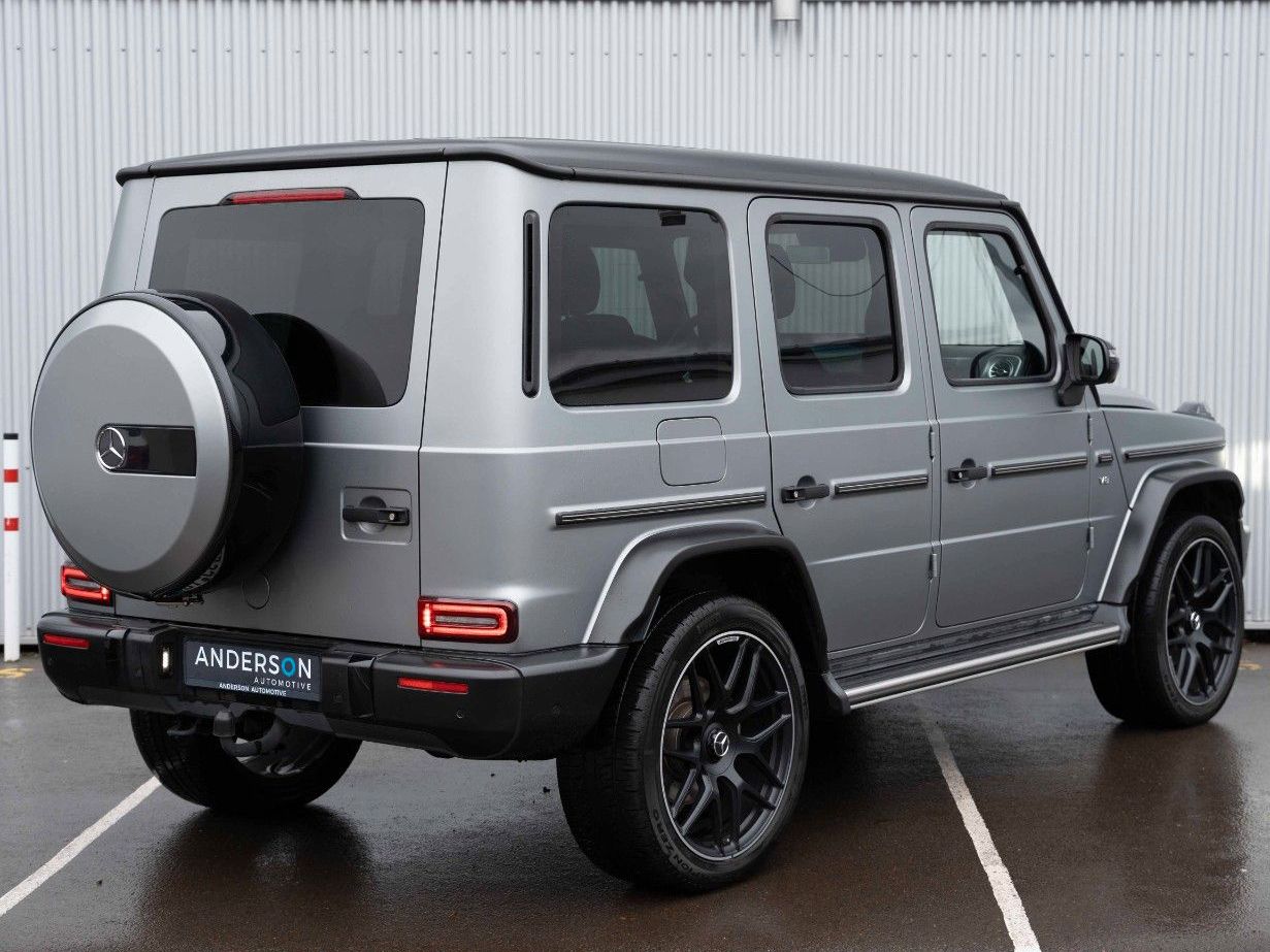 Fahrzeugabbildung Mercedes-Benz G500 V8 AMG BURM MEMORY CARBON 20" PANO 360° G63