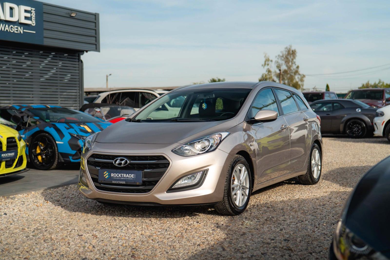 Hyundai i30 cw blue Trend | 1.Hand | LED | AHK | LHZ