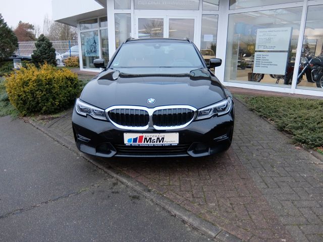 BMW 318dA Touring Sport Line Laser Navi HUD Leder