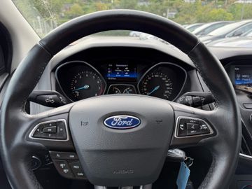 Ford Focus - 10