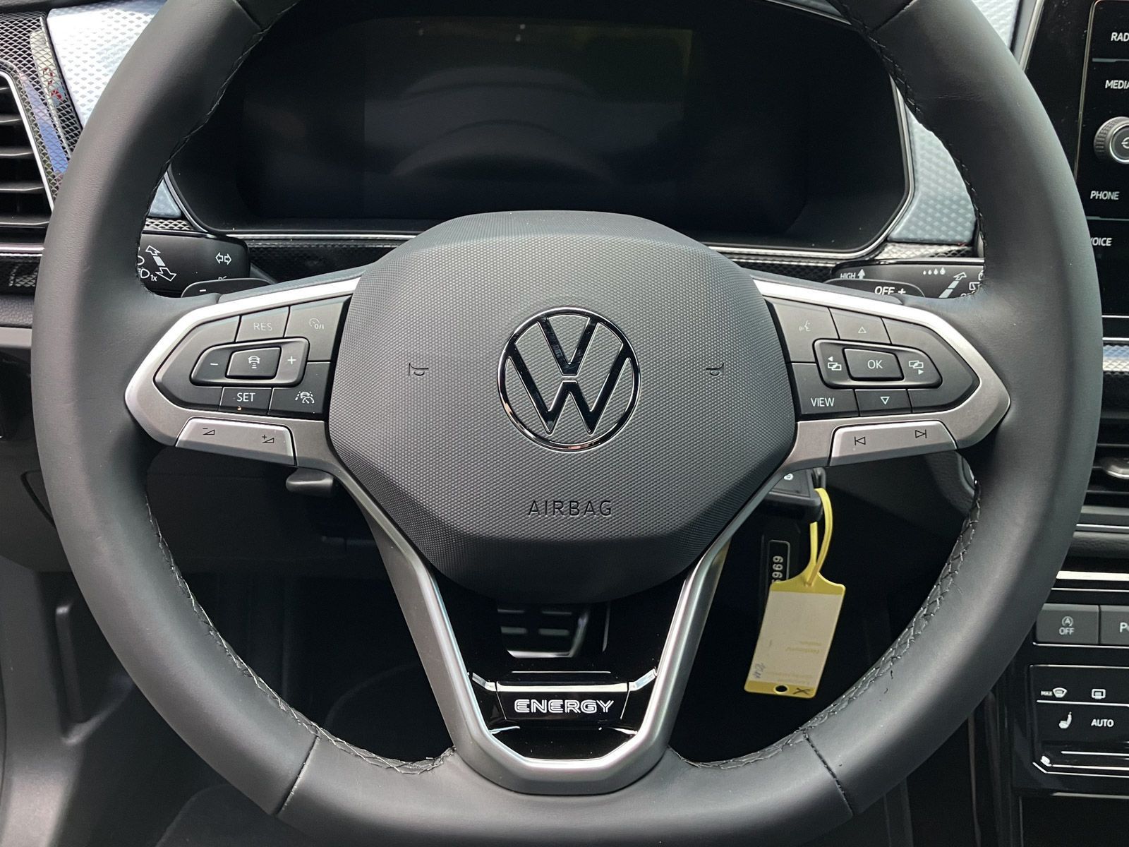 Volkswagen T-Cross - Bild 11