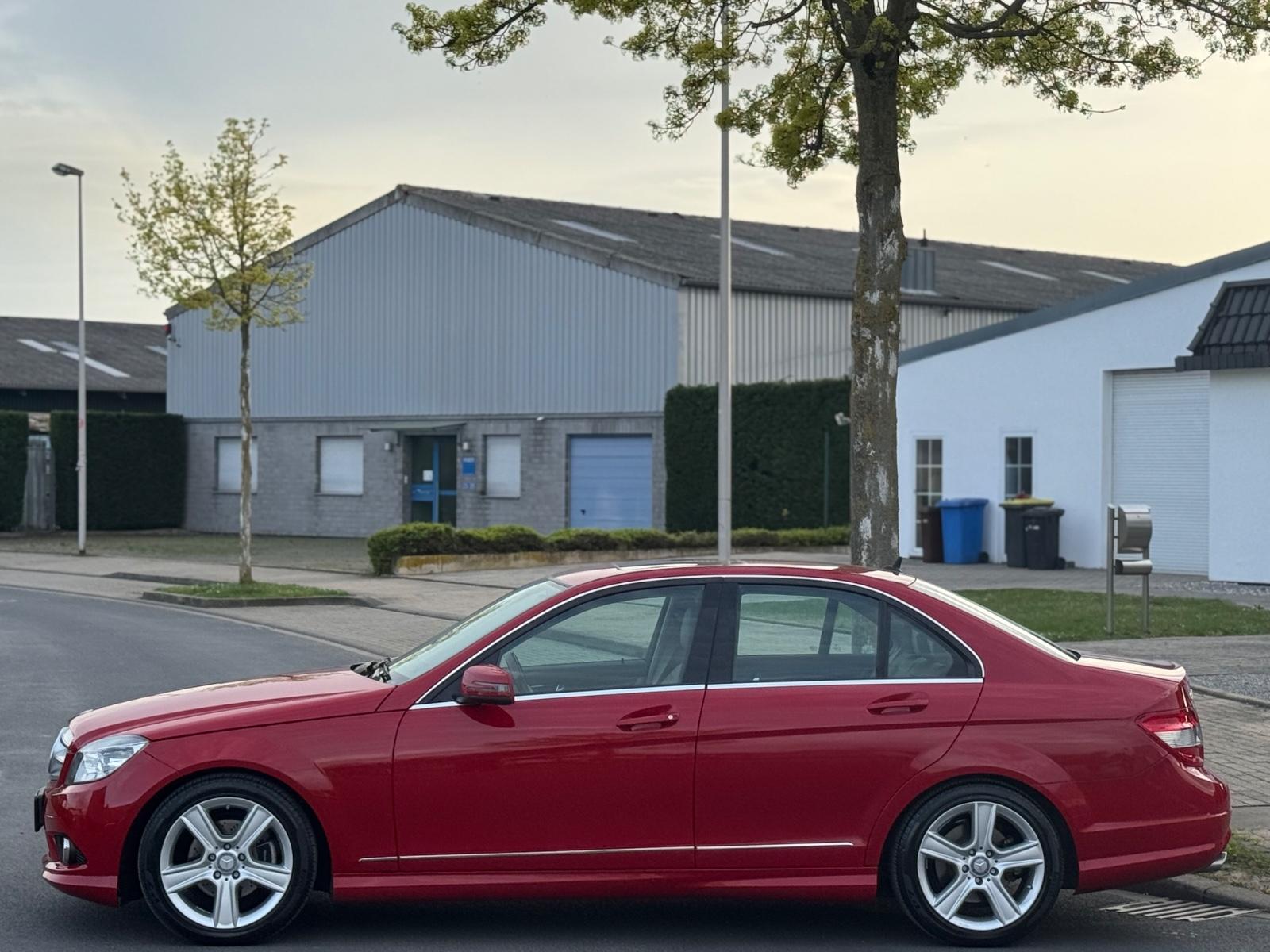 Mercedes-Benz C 300 C Limousine AVANTGARDE  *SERVICE NEU*