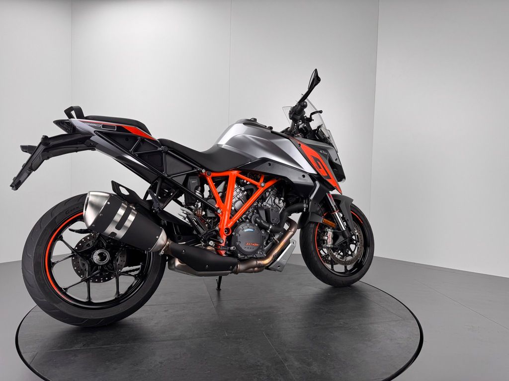 Fahrzeugabbildung KTM 1290 SUPER DUKE GT *1.HAND *TOP-ZUSTAND