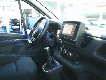 Nissan Primastar - 11