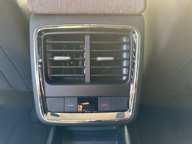Enyaq iV60 Lodge, pACC, 20" Alu, Navi, LED