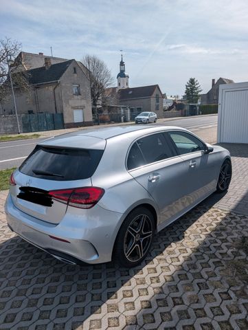 MERCEDES-BENZ A 220 d DCT -AMG Line