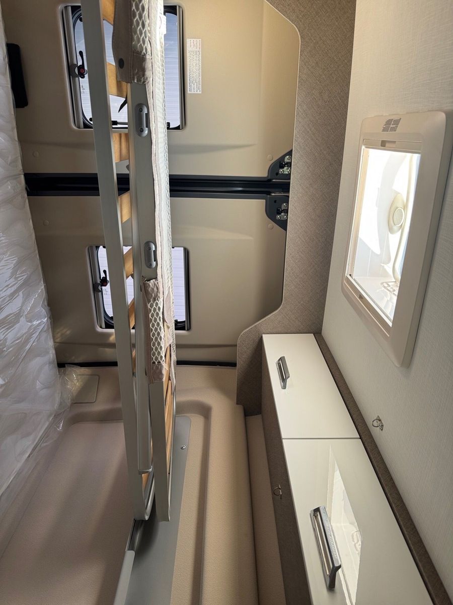 Fahrzeugabbildung Karmann Davis Lifestyle DA 591 LS Markise Combi D6E