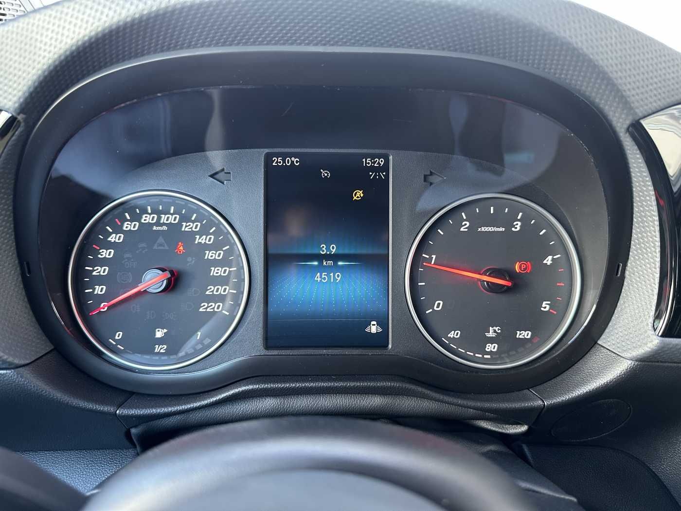 Fahrzeugabbildung Mercedes-Benz Citan 112 CDI Tourer Kamera MBUX LED Tempomat