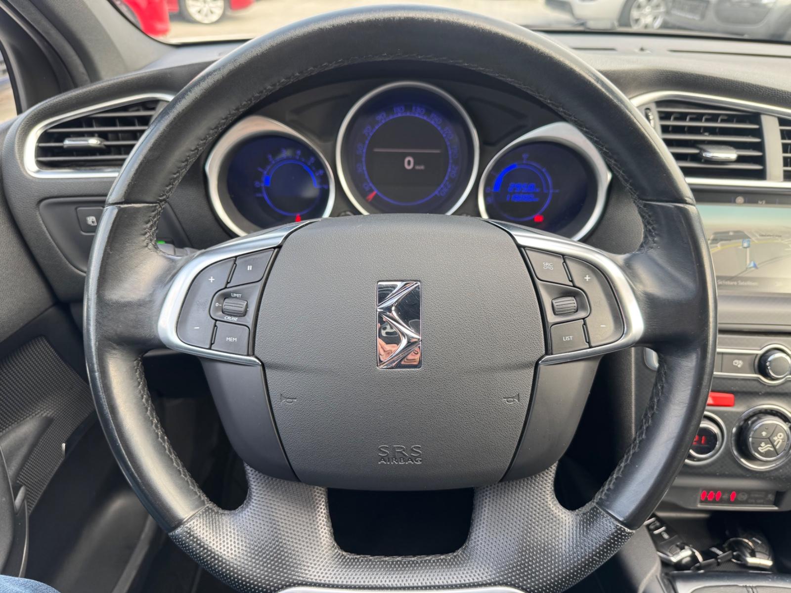 DS Automobiles DS4 DS 4 Basis 1.6 Blue-HDI / Navi / kamera