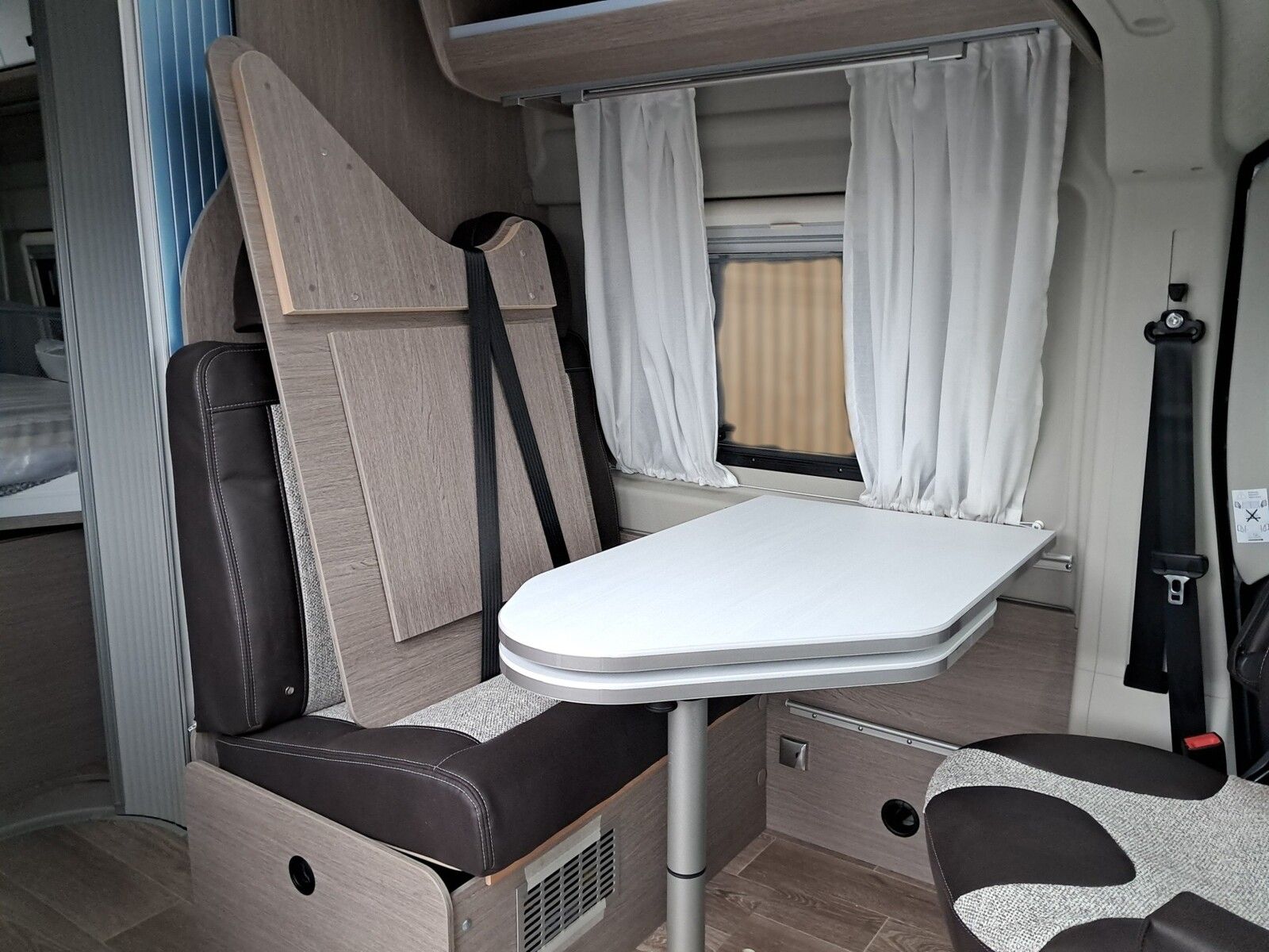 Fahrzeugabbildung Pössl Roadcruiser Revolution Citroen Premium, 180 PS