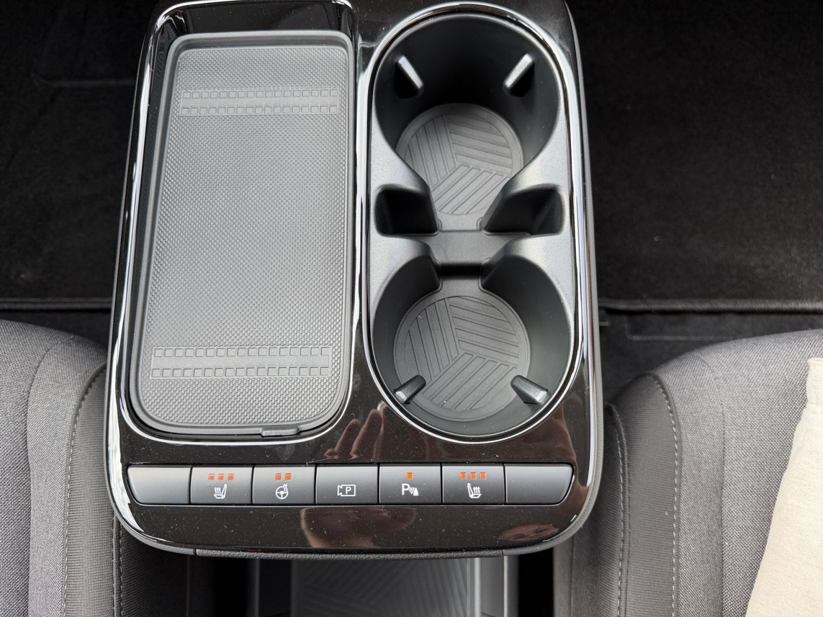 Fahrzeugabbildung Hyundai IONIQ 5 Elektro 63 kWh Wärmepumpe