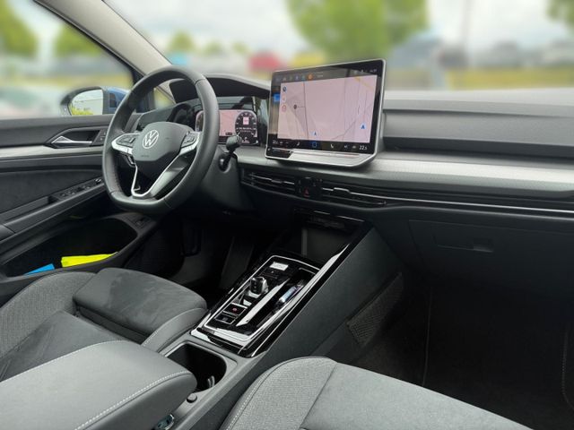 Golf Variant 8 VIII Style 1,5 l eTSI DSG AHK Pan