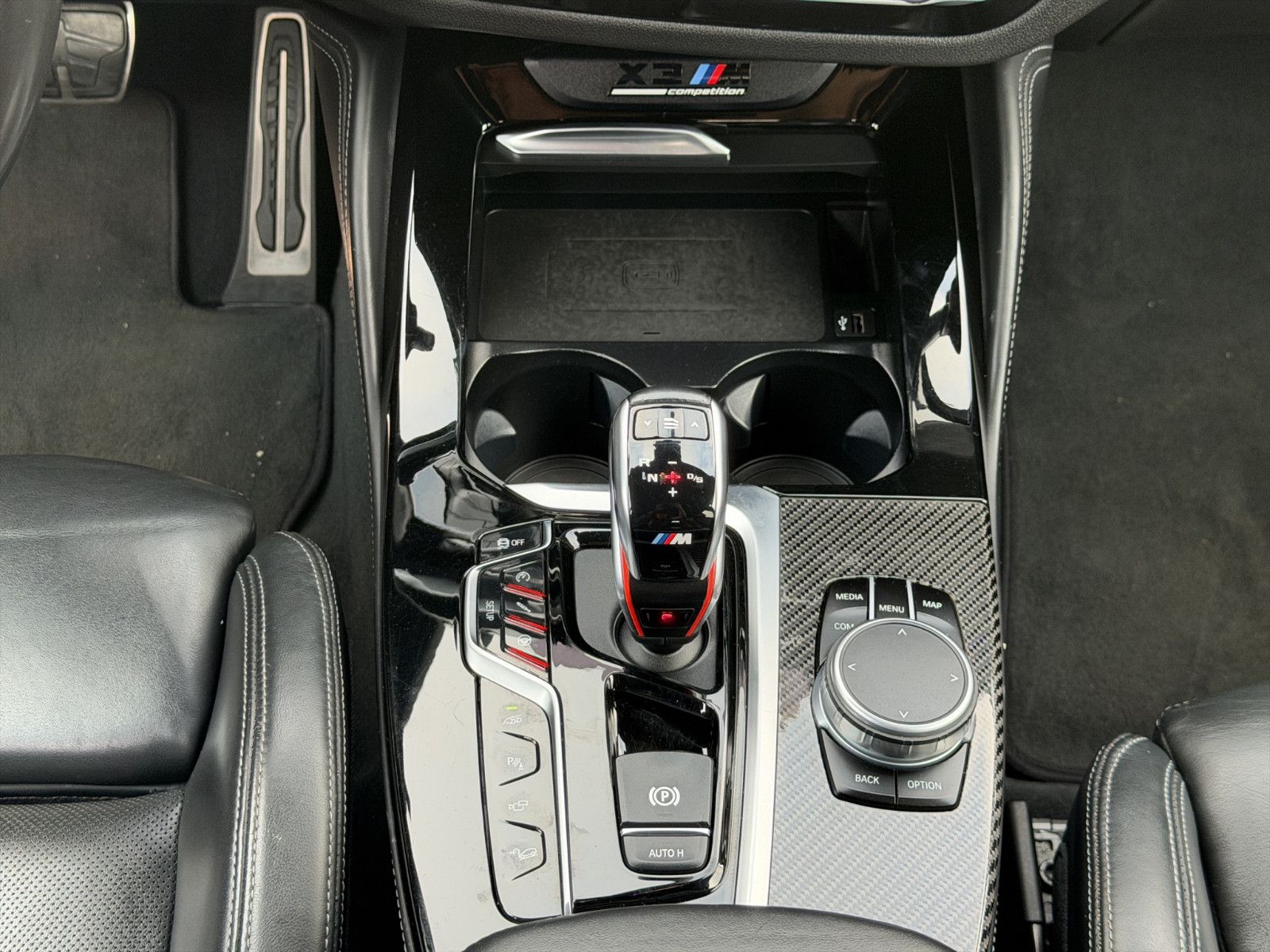 Fahrzeugabbildung BMW X3 M Competition*H&K*Pano*Ambiente*Carbon