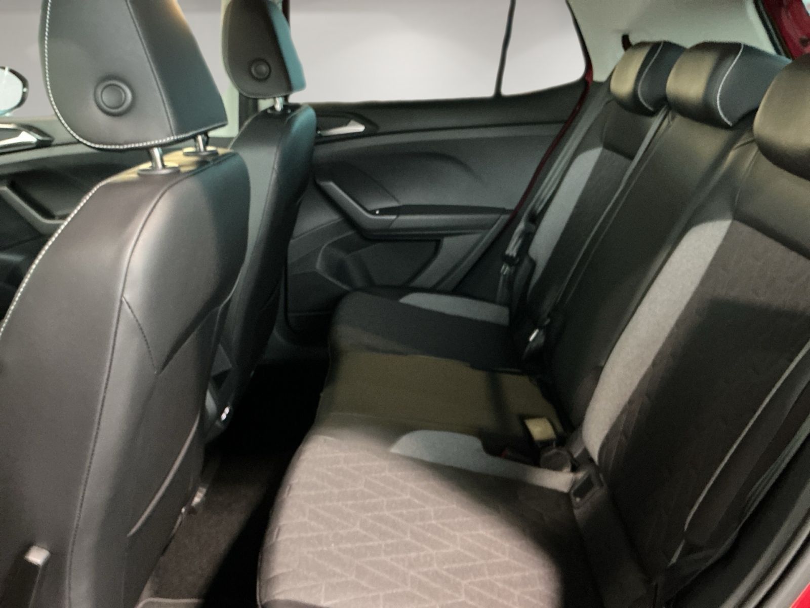 Volkswagen T-Cross - Bild 12
