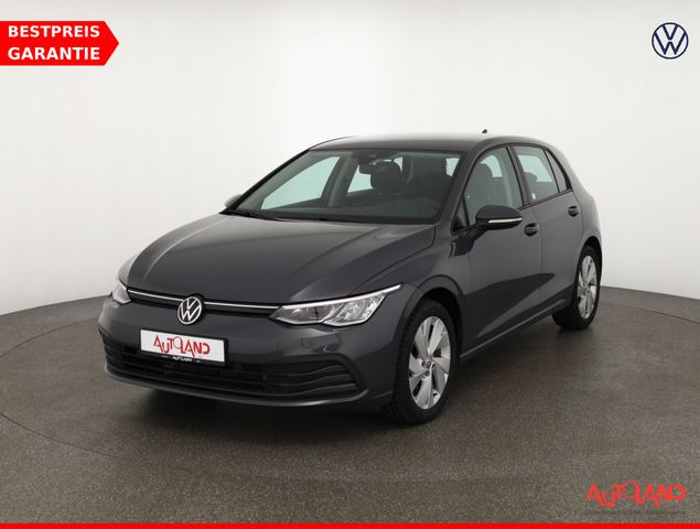 Volkswagen Golf VIII 1.5 TSI Life LED Navi Sitzheizung PDC