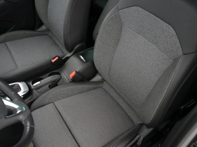 Crossland ELEGANCE AT+NAVI+RÜCKFAHRKAMERA+SITZ-/