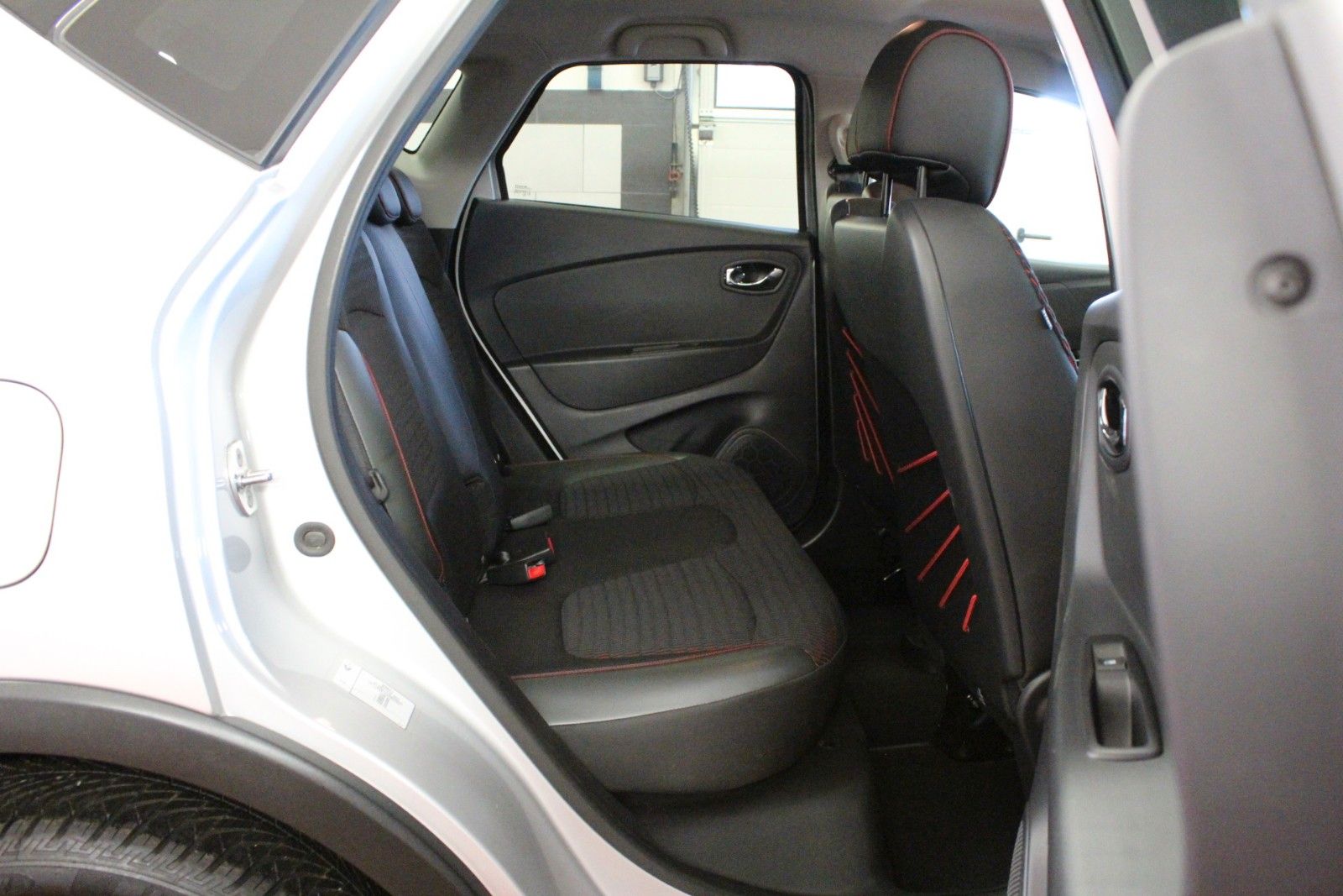 Fahrzeugabbildung Renault Captur dci 110  Xmode   *Navigation *Klima*PDC*
