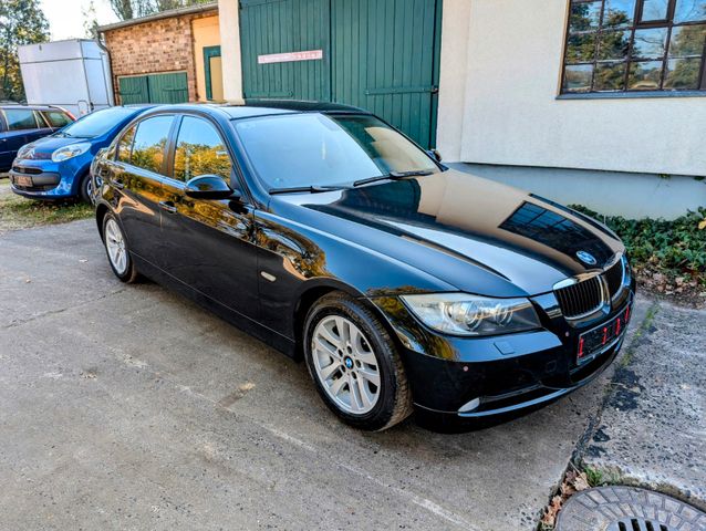 BMW 320 Baureihe 3 Lim. 320d Standheizung