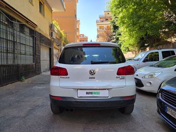 Volkswagen Tiguan - 6