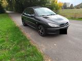 Peugeot 206 , 1.1L  nur 113.000Km, TÜV Neu - gebrauchte Peugeot 206 aus dem Jahr 2005
