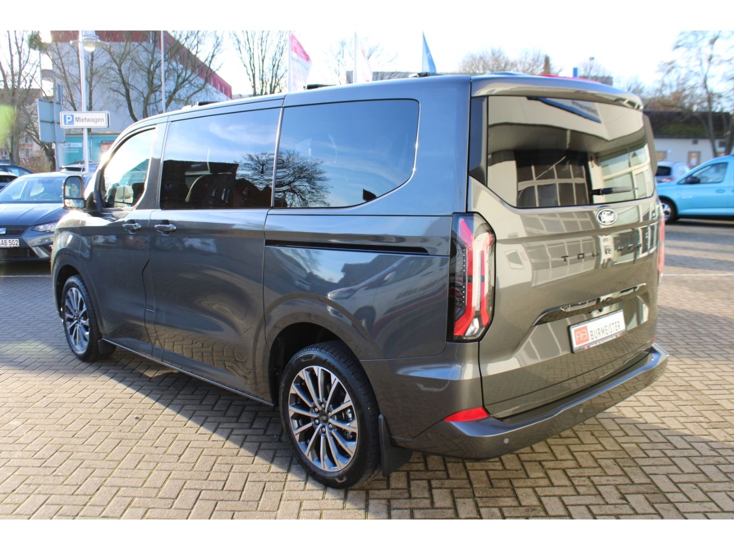 FORD Tourneo Custom 320 L1 Titanium X Matrix ACC AHK - Image 3