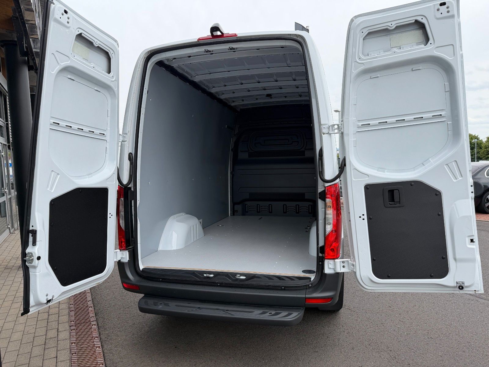 Fahrzeugabbildung Mercedes-Benz Sprinter 315 CDI 3665 Klima Kamera Standheiz