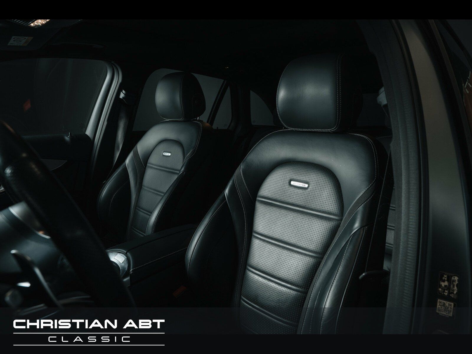 Fahrzeugabbildung Mercedes-Benz GLC 63 AMG 4Matic Burmester Pano designo