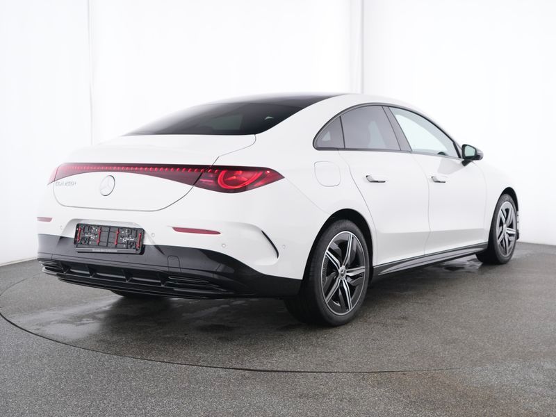 Fahrzeugabbildung Mercedes-Benz CLA 250+ EQ AMG+PANO+NIGHT+MULTIB+MASSAGE+DISTR+