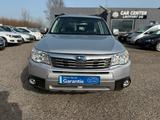 Subaru Forester 2.5 Benz/2te Hd/AUtom./PANO/Allrad/ - gebrauchte Subaru Forester aus dem Jahr 2010