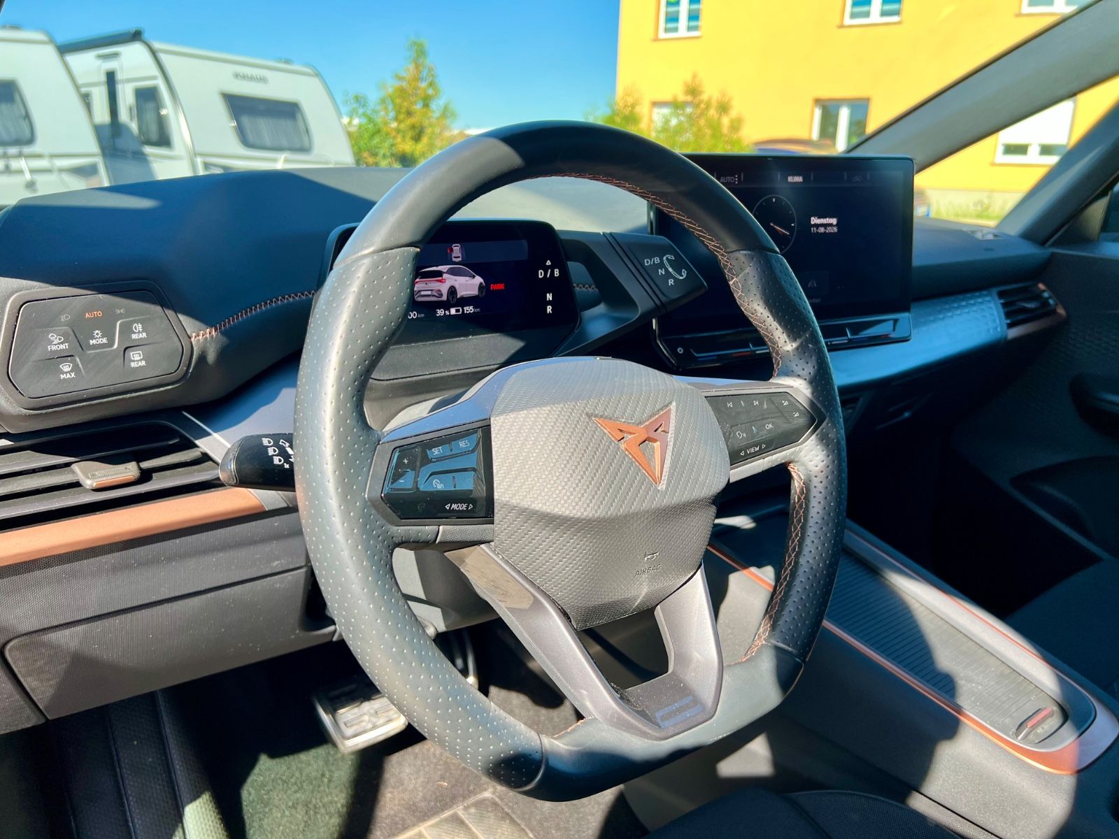 CUPRA Born KLIMAAUT LED PDC L+R-SENSOR DAB CARPLAY
