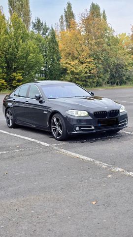 BMW  520 2014