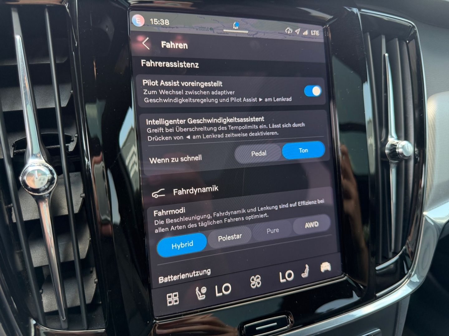 Volvo V90 Ultra Dark Recharge AWD StandHZG HUD Luftfah foto 21