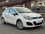 Kia Rio Edition 7/Lim.5 Türen/Klima/MFL/USB/Top zu. - gebrauchte Kia Rio aus dem Jahr 2012