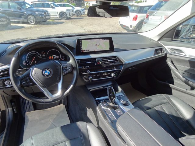 Fahrzeugabbildung BMW 520d xDrive/2.Hd/HUD/Leder/Virtual/Kam/Navi/