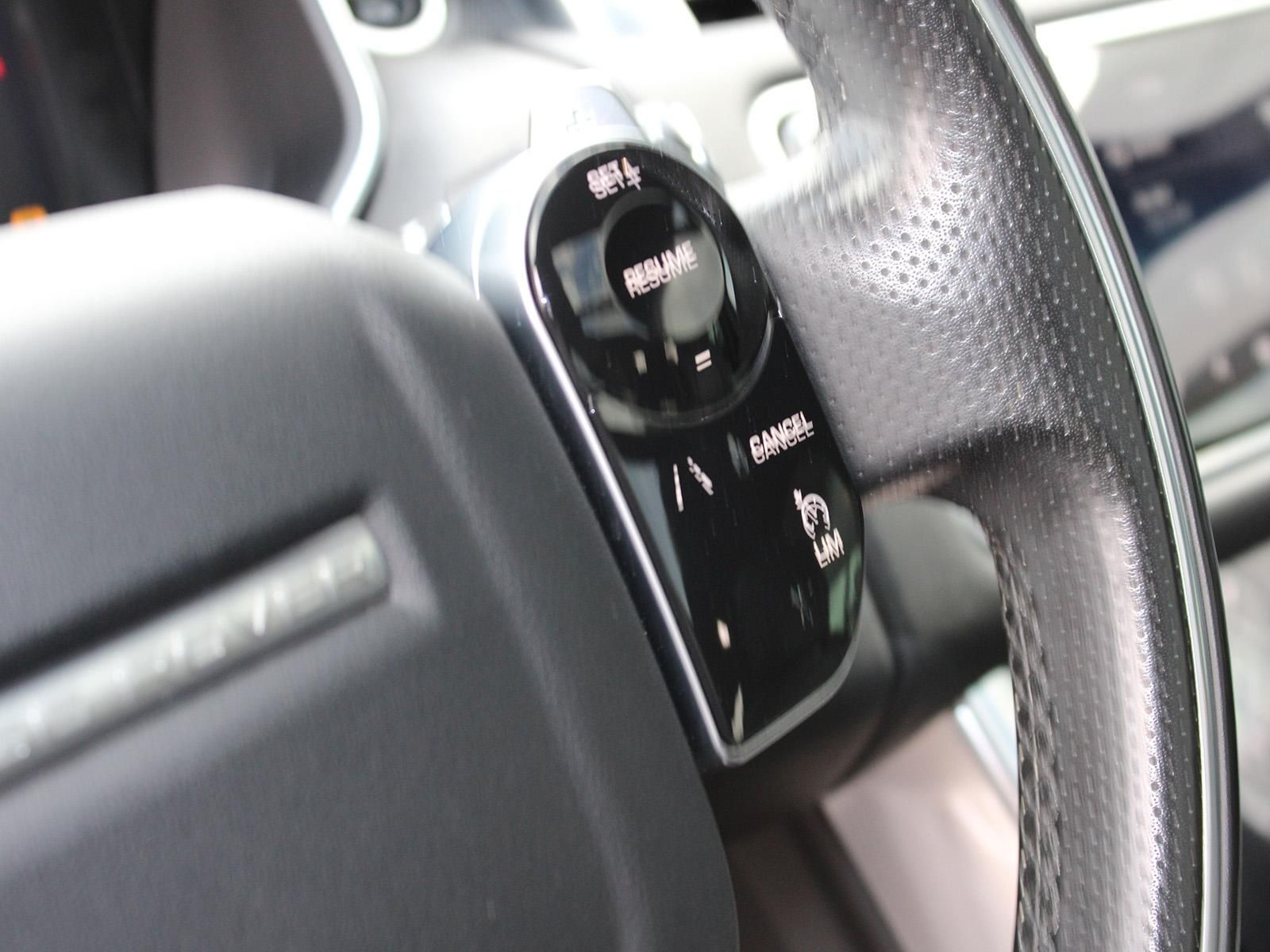 Fahrzeugabbildung Land Rover Range Rover Sport SDV6 Dynamic HSE
