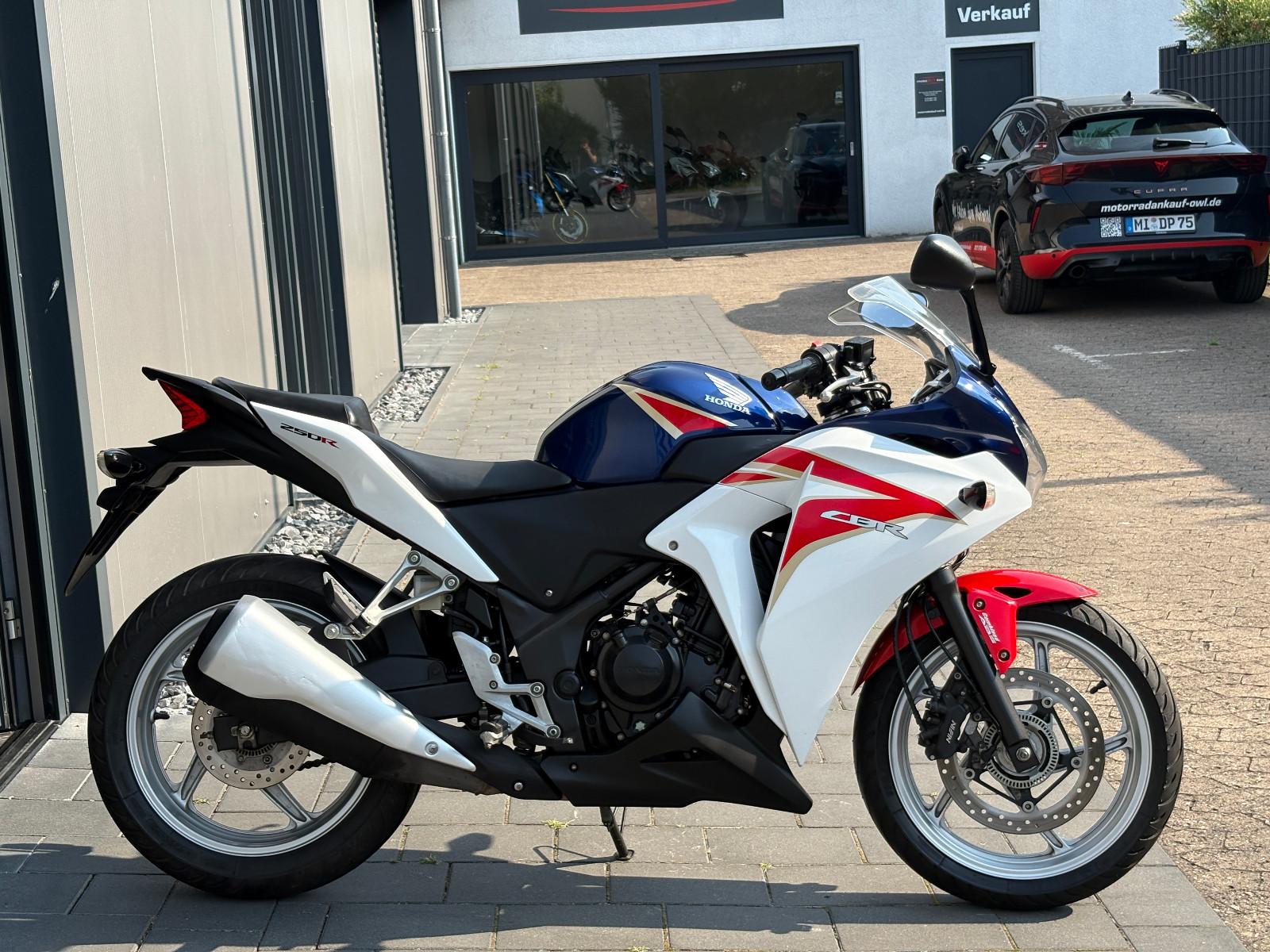 Honda CBR 250 R ABS *2.Hand*Service,HU neu*A2*