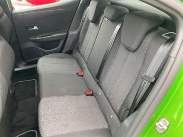Bild 18 Opel Mokka e Edit*LENKRAD-HZ*SHZ*DAB*KAMERA*1HD*MwSt*