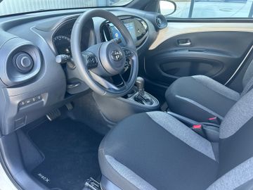 Toyota Aygo (X) - 11