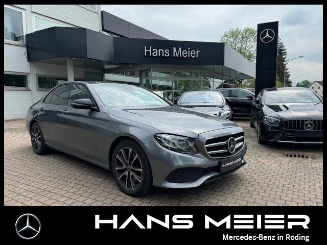 Mercedes-Benz E 400 d 4M Avantgarde Panorama 360 DAB Distronic