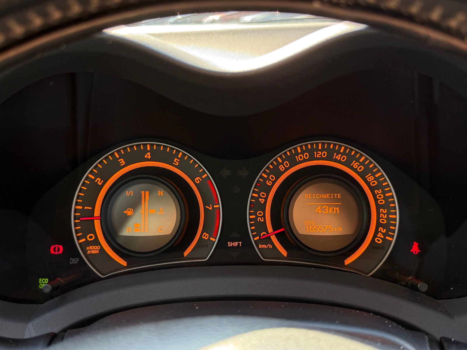 Fahrzeugabbildung Toyota Auris Life Klimaautomatik 2-Hand