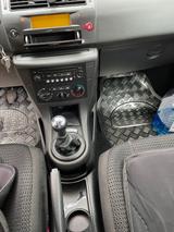 Citroën Zu verkaufen Citroen 2006 C4. - Citroën C4 aus 2006: Coupe