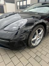 Porsche Cayman 718 - Porsche: Unfallwagen