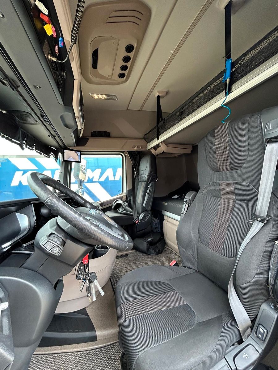 Fahrzeugabbildung DAF XG 480 FT, Low Deck, Intarder