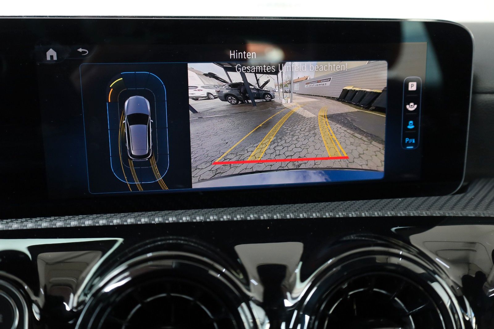 Fahrzeugabbildung Mercedes-Benz A 250e T.Leder,Navi,LED,SH,PDC,Kamera,Park Paket