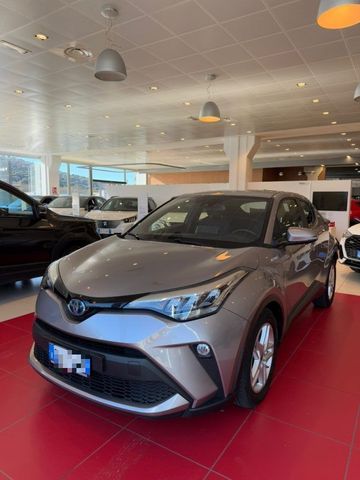 Toyota TOYOTA C-HR 1.8 Hybrid E-CVT Active