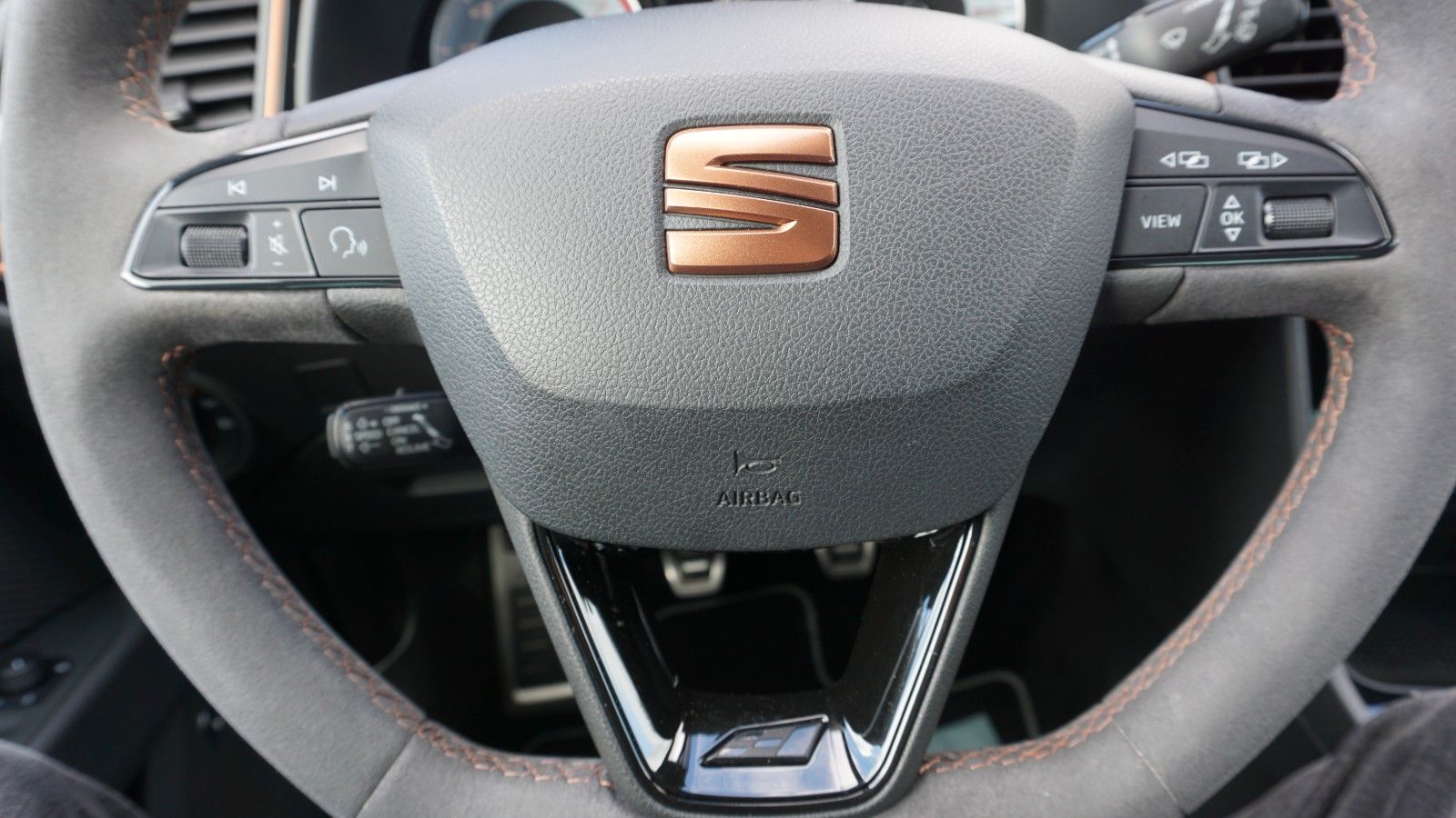 Fahrzeugabbildung SEAT Leon Cupra R Limitiert 673 von 799, ACC, Kamera