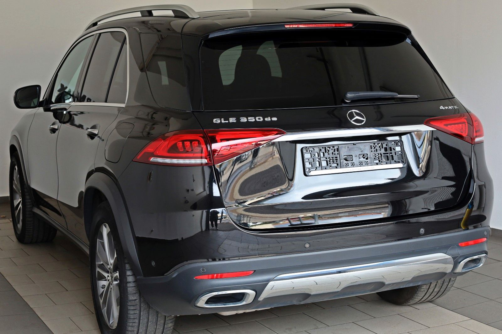 Fahrzeugabbildung Mercedes-Benz GLE 350de 4M Leder,Navi,LED,360°,Burmester,PanD.